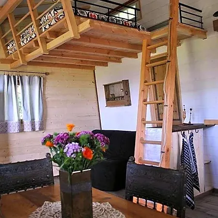 Orman Evi L'etournelle - Perchee Chaussan