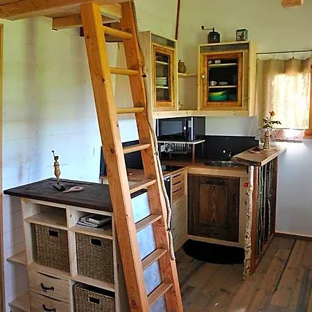 L'etournelle - Perchee Chaussan